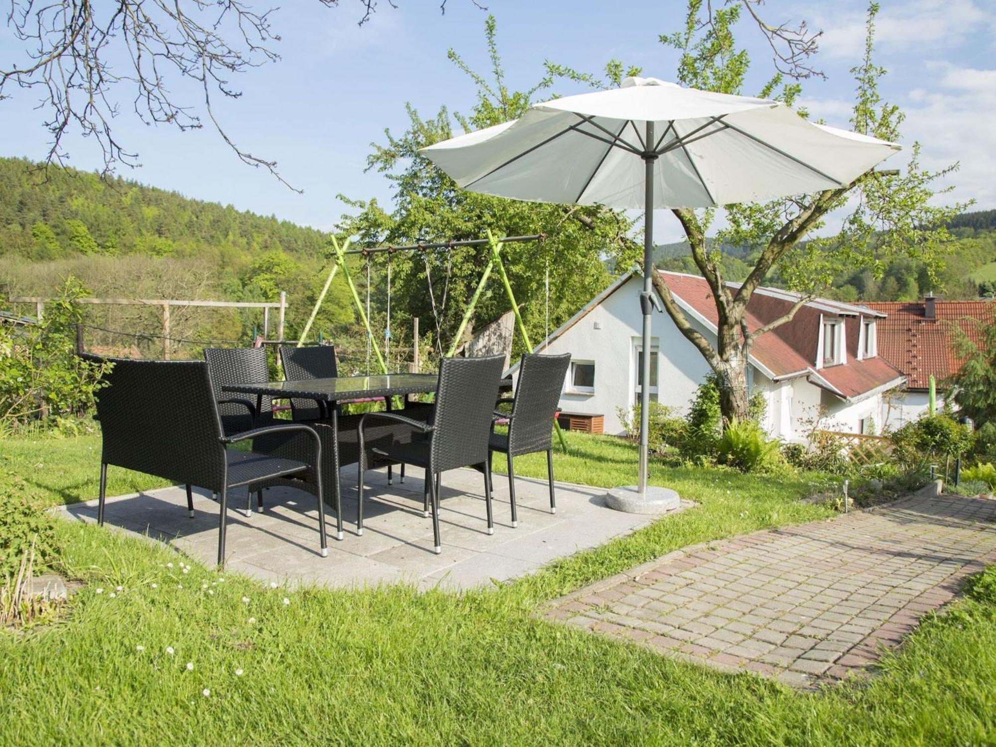 Vakantiehuis Near Forest In Fischbach