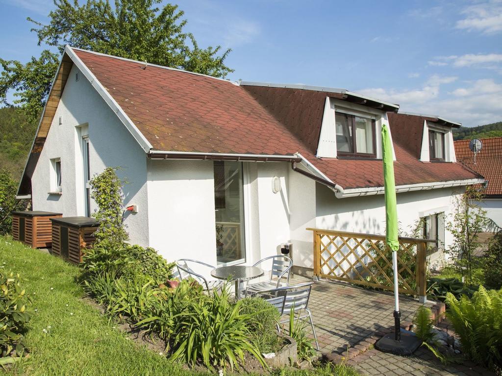 Vakantiehuis Near Forest In Fischbach *